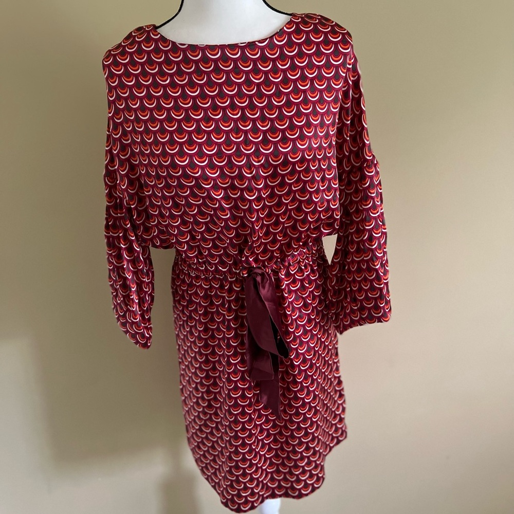Herion Women Vintage Italian Silk Pull On Stretchable Dress. size 40(4-6)